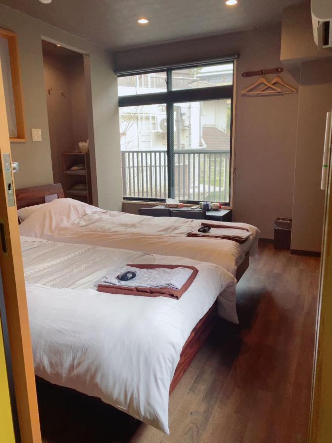 Twin Room with Shared Toilet