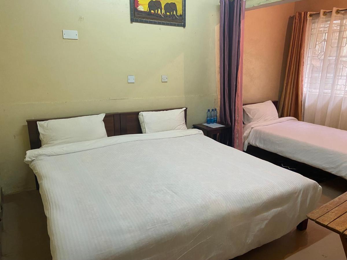 Triple Room with Private Bathroom