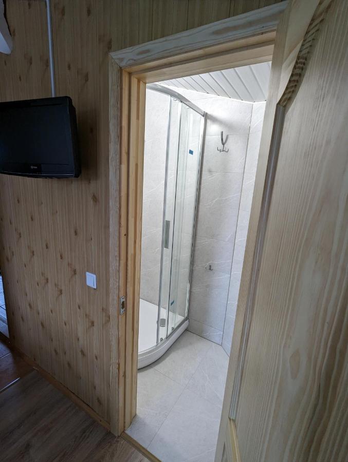 Kleine Tweepersoonskamer met 1 of 2 Bedden