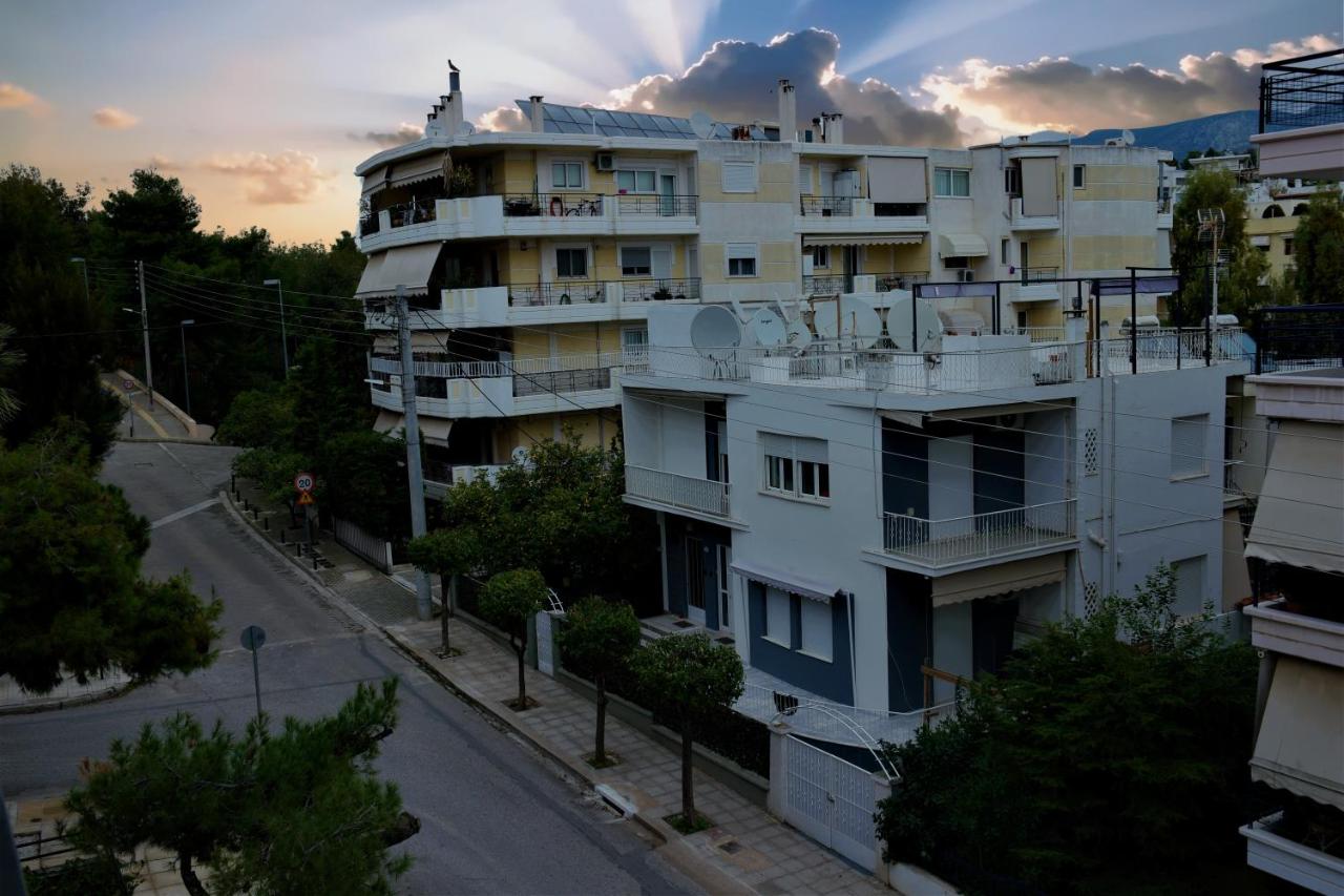 B&B Athens - Zefyros Super Cool Apartments next to Alimos Riviera - Bed and Breakfast Athens