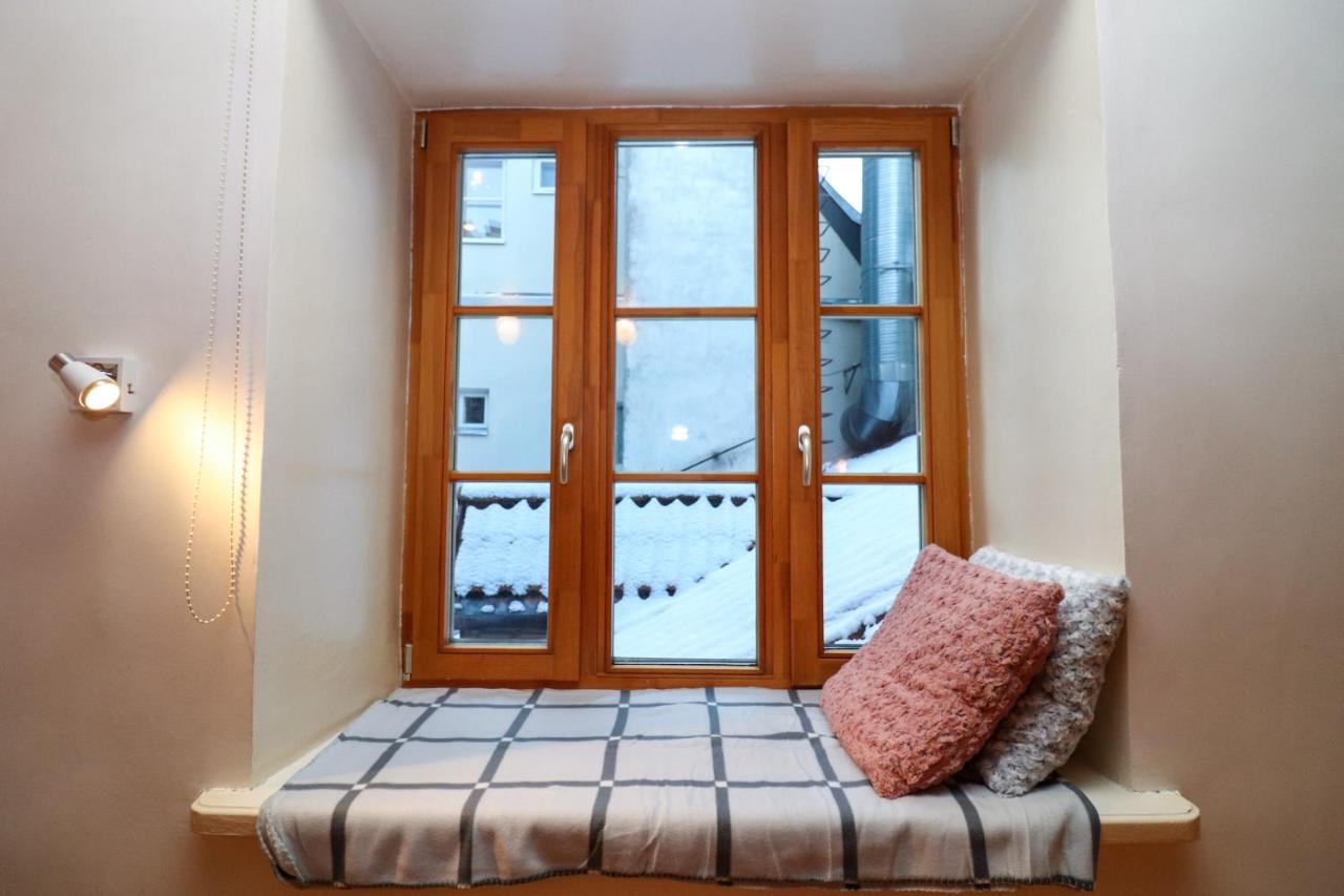 Cozy historical flat in the heart of Old Town - Chambres d’hôtes Tallinn