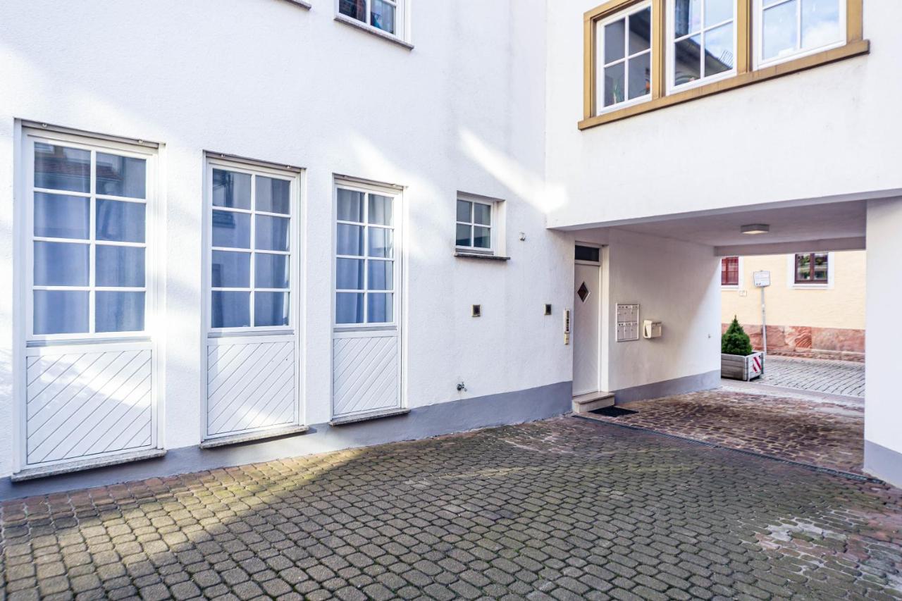 Lit Living: Luxury - Box Spring - Zwischen MA und HD - Netflix - 8 Personen - B&B Ladenburg