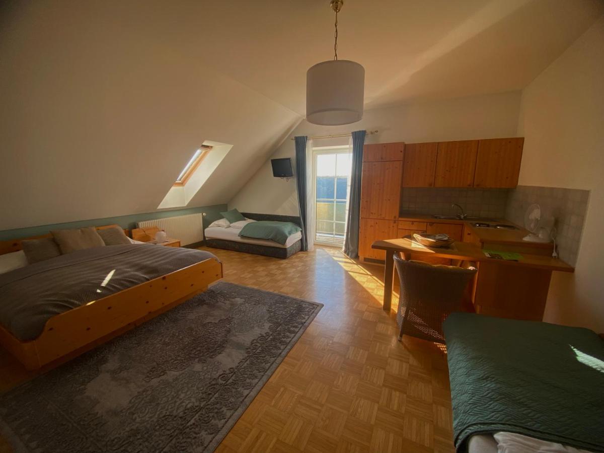 Vierpersoonskamer met Balkon