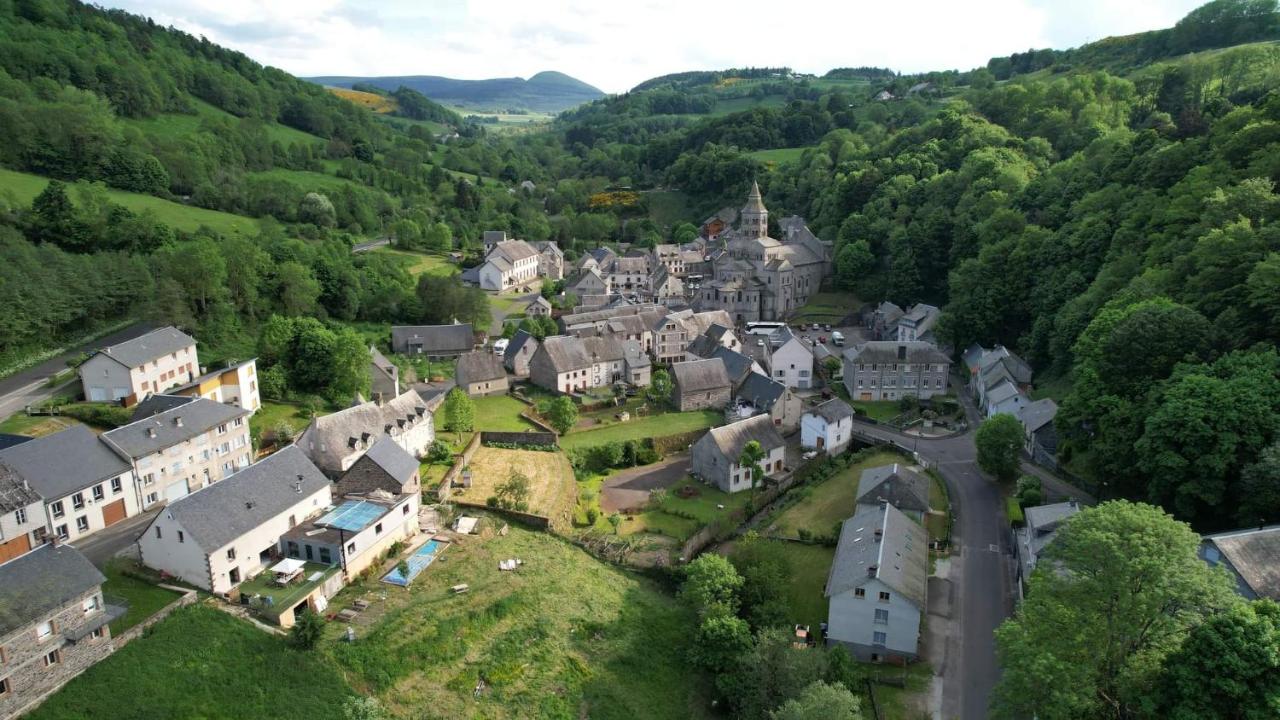 Tulipe, appartement 5 personnes, entre Sancy et Volcans d'Auvergne - Chambres d’hôtes Orcival