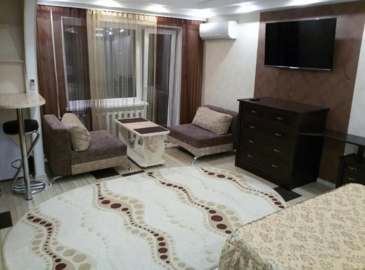 B&B Mykolaïv - Апартаменты Анжелика на Богоявленском проспекте - Bed and Breakfast Mykolaïv