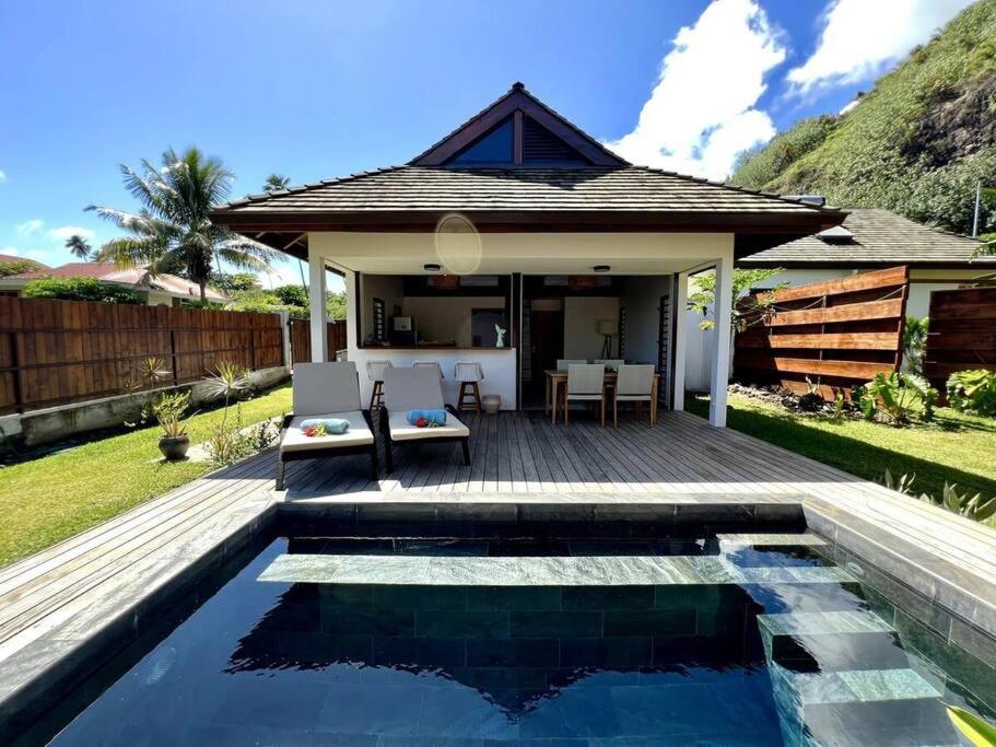 B&B Papetoai - Villa Māha Iti 2 - Little Villa w Private Pool - Bed and Breakfast Papetoai