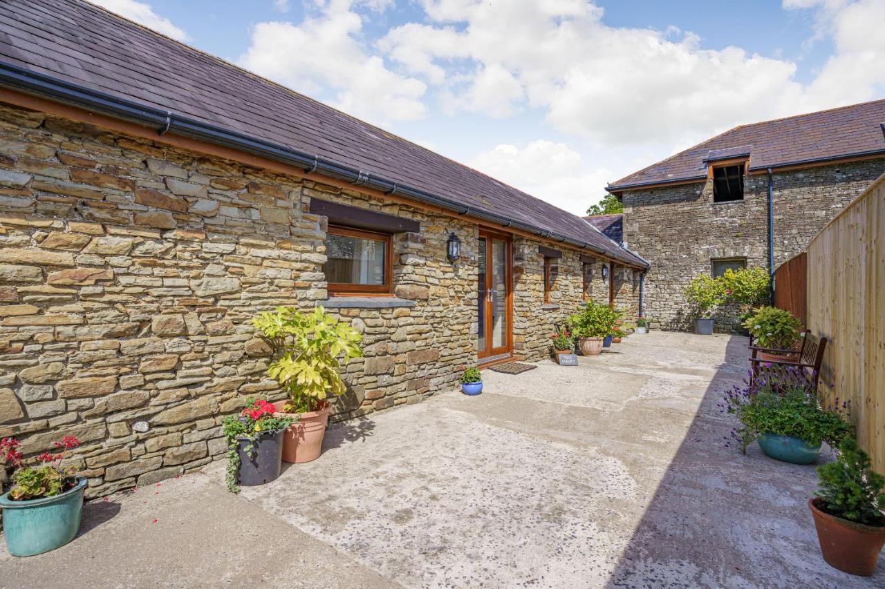 B&B Llanmorlais - The Dairy - Bed and Breakfast Llanmorlais