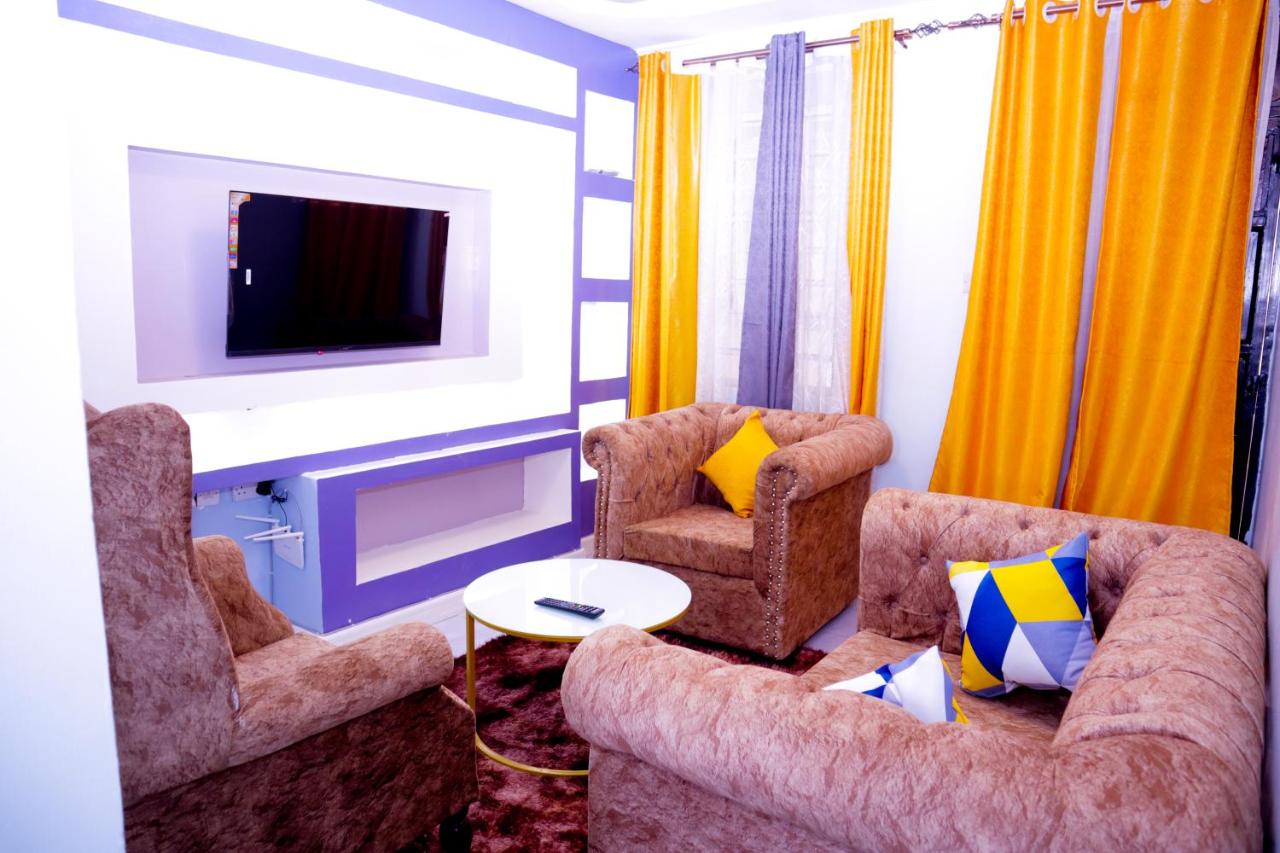 B&B Ongata Rongai - SpringStone executive suite Rm 18 - Bed and Breakfast Ongata Rongai