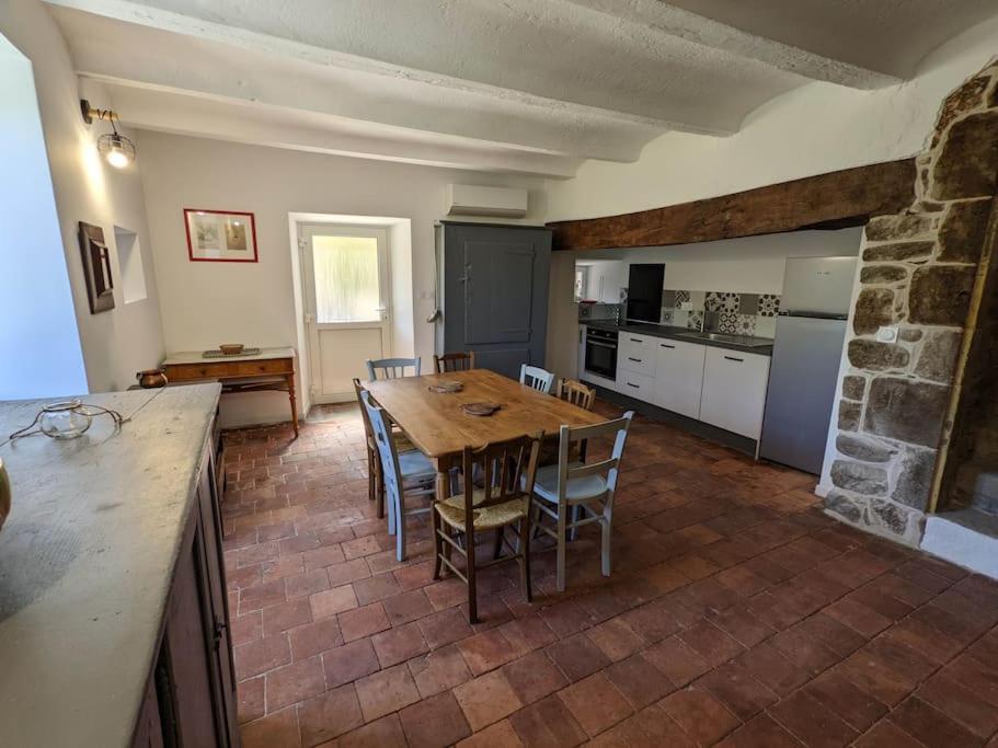 B&B Vals-les-Bains - Maison ardéchoise - Bed and Breakfast Vals-les-Bains