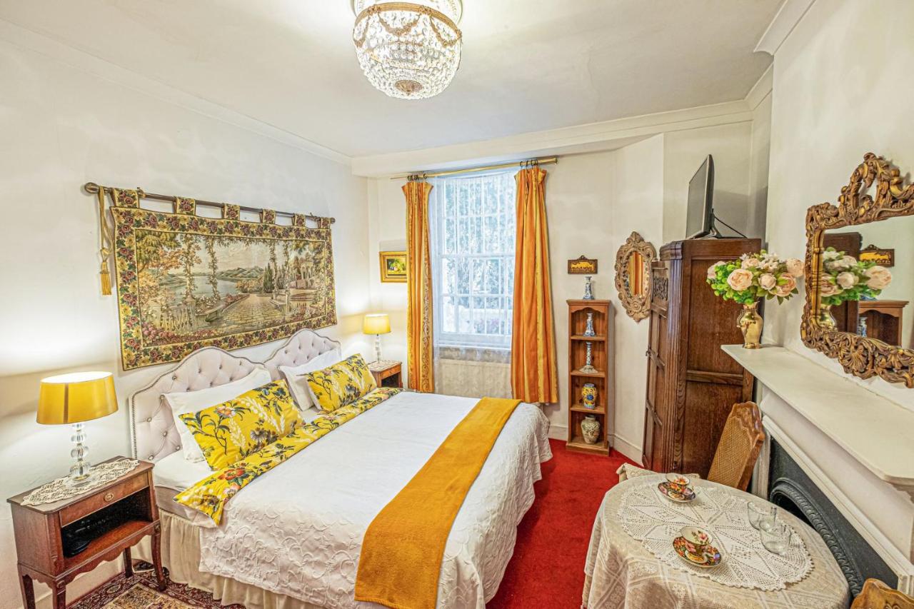 Classic Double or Twin Room