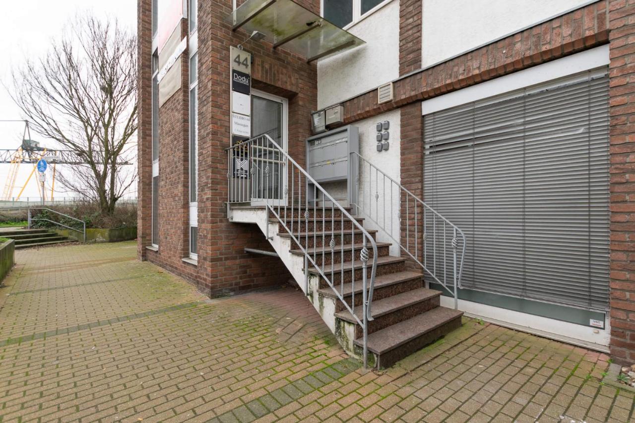 T&K Apartments - 3 - 5 Group Room Apartments- 15min to Fair DUS - Ferienwohnung