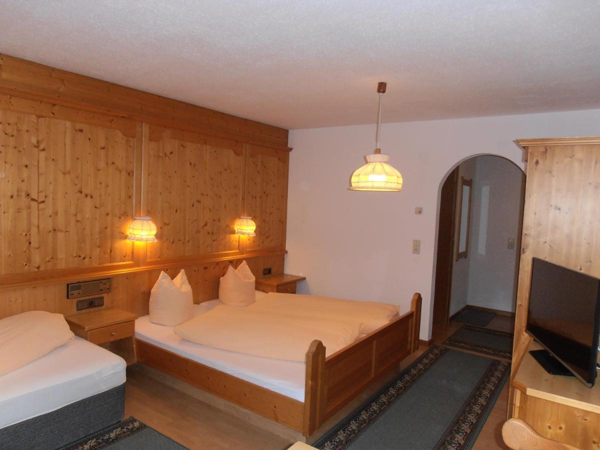Dreibettzimmer