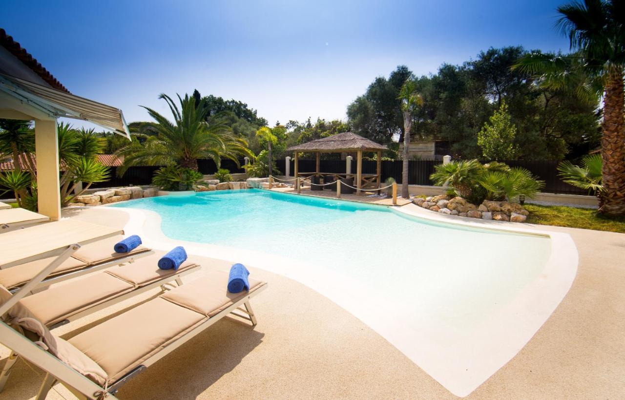 B&B Antibes - EL PARADISIO Splendid 5 STARS Villa atypical in Antibes with overflowing swiming pool - Bed and Breakfast Antibes