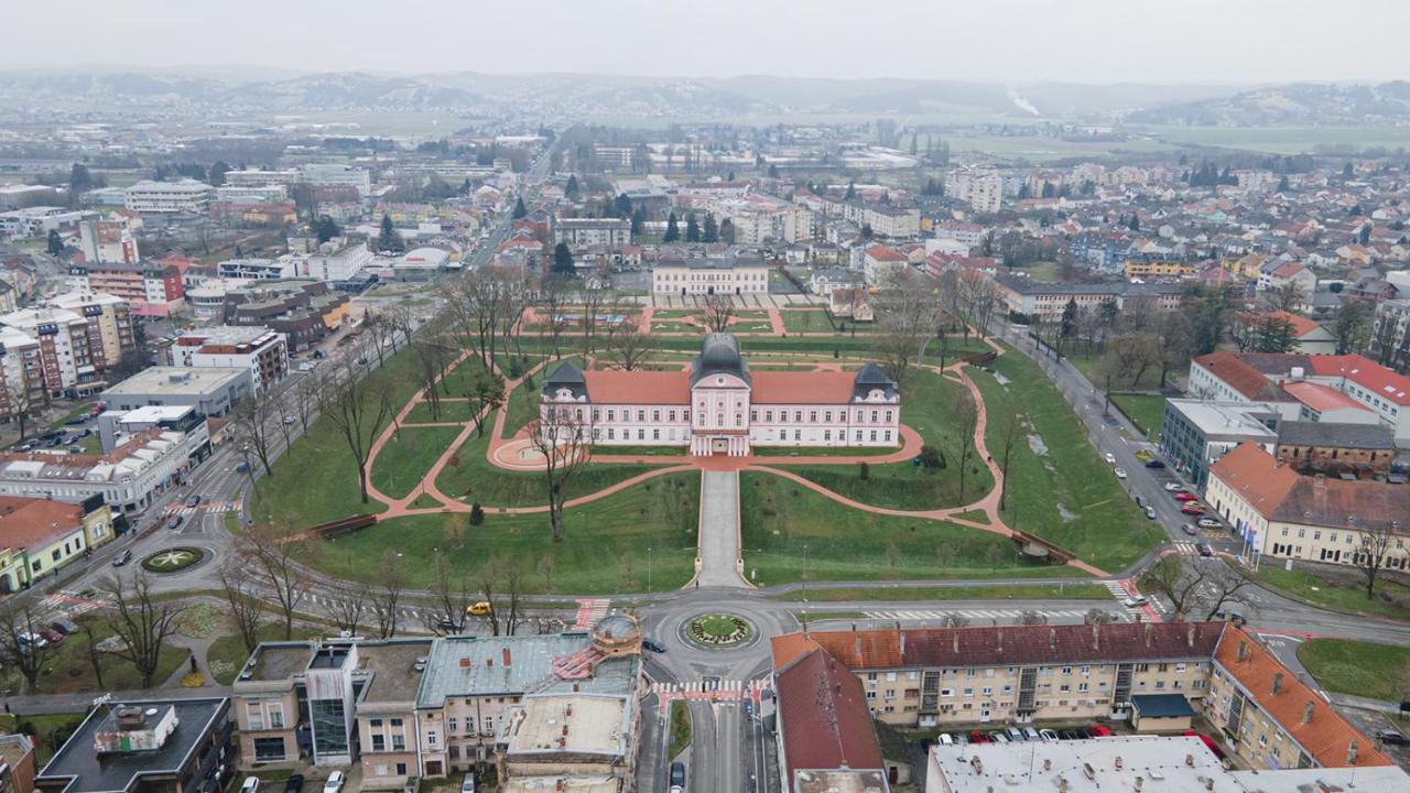 Apartmani Mozart-centar Virovitica - Ferienwohnung