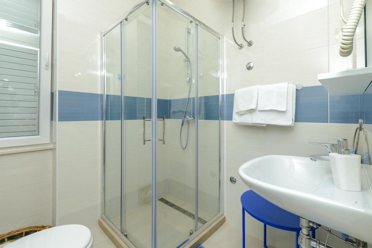 Angebot - Apartment mit 1 Schlafzimmer und Flughafentransfer