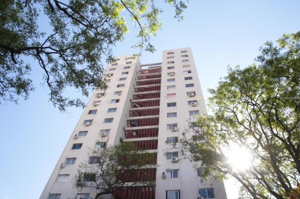 Super Central Seguro Wifi/Garagem/Cozinha/SmartTV - B&B