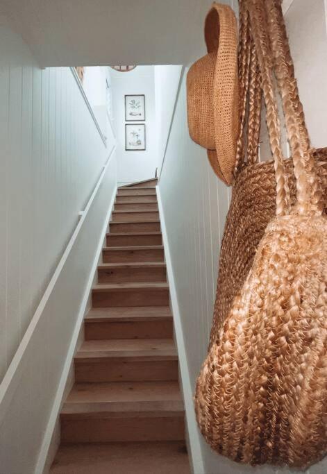 HighTide- luxury apartment, almost on the beach. - B&B Corlette