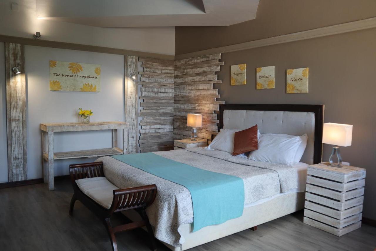 King Room with Pool View