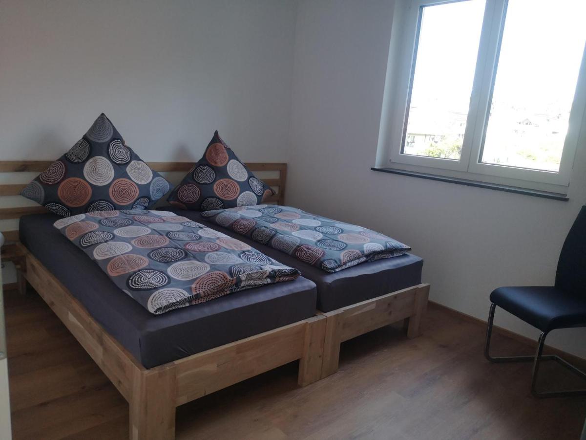 Apartment mit 2 Schlafzimmern und Badezimmer