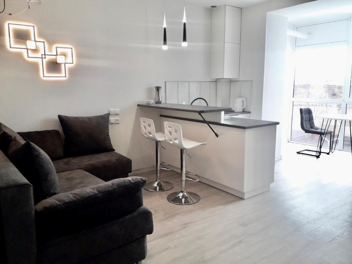 G&W на Коцюбинського - Ferienwohnung Winnyzja