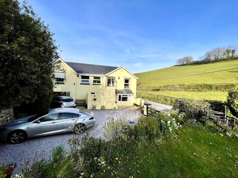 B&B Bishopsteignton - Charming Countryside Cottage Ground Floor Apartment in Combeinteignhead Devon - Bed and Breakfast Bishopsteignton