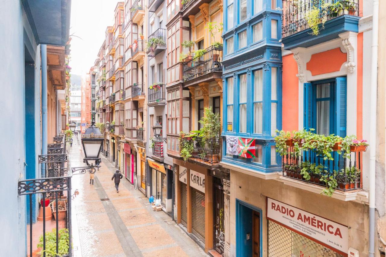 Beautiful Old Town by Next Stop Bilbao - Bed and Breakfast Bilbao