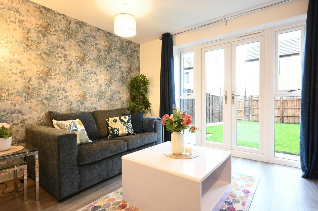 B&B Birmingham - Luxury 4 Bed House with Gated Parking in the Heart of Birmingham! - Bed and Breakfast Birmingham