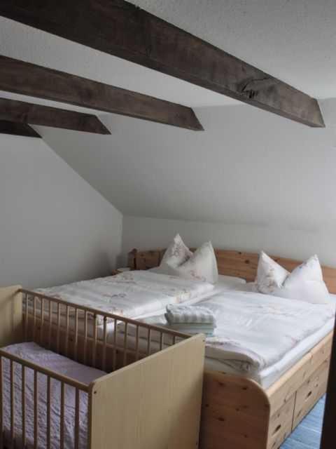 Apartment mit 2 Schlafzimmern und Terrasse