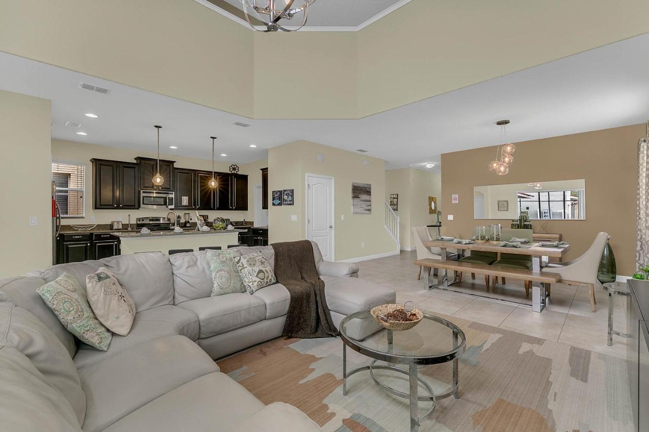 Five-Bedroom Holiday Home