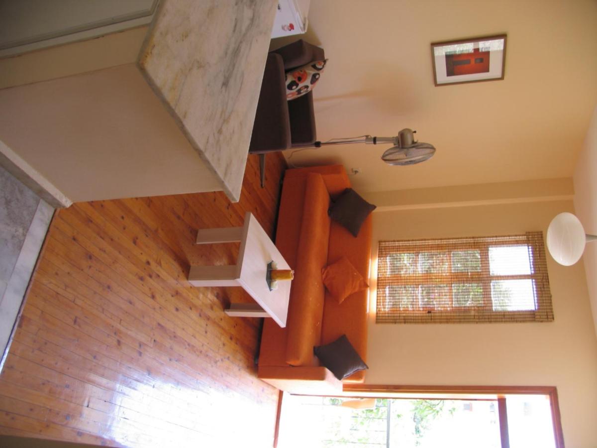 Appartement met Uitzicht op het Zwembad 