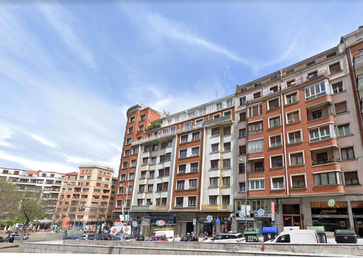 Amplio y bonito piso a pocos metros del centro - Bed and Breakfast