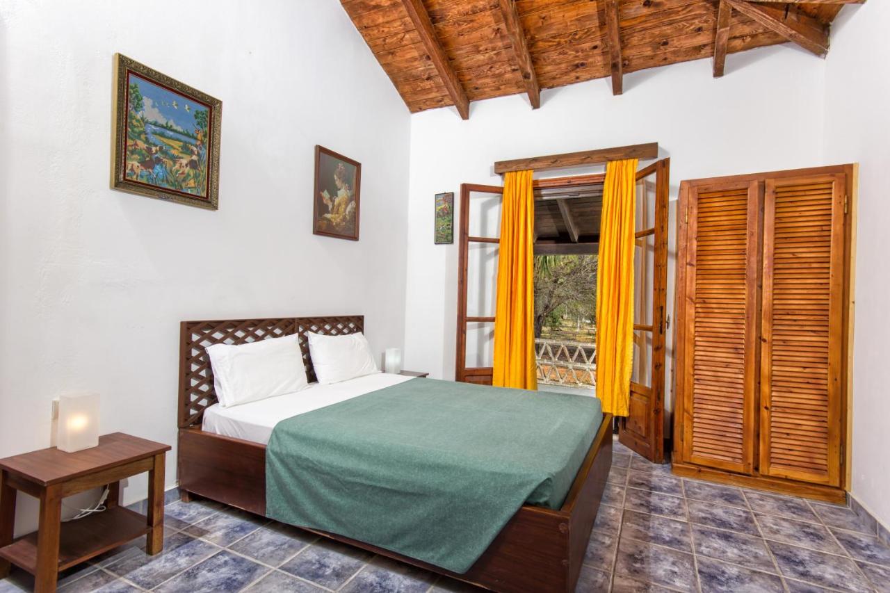 Two-Bedroom House with Pool - Kassiani