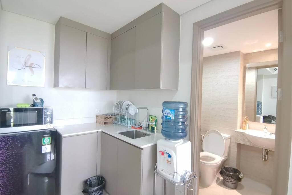 PIK Family 2 Bedroom, 5 Beds & Balcony Best View - B&B Jakarta