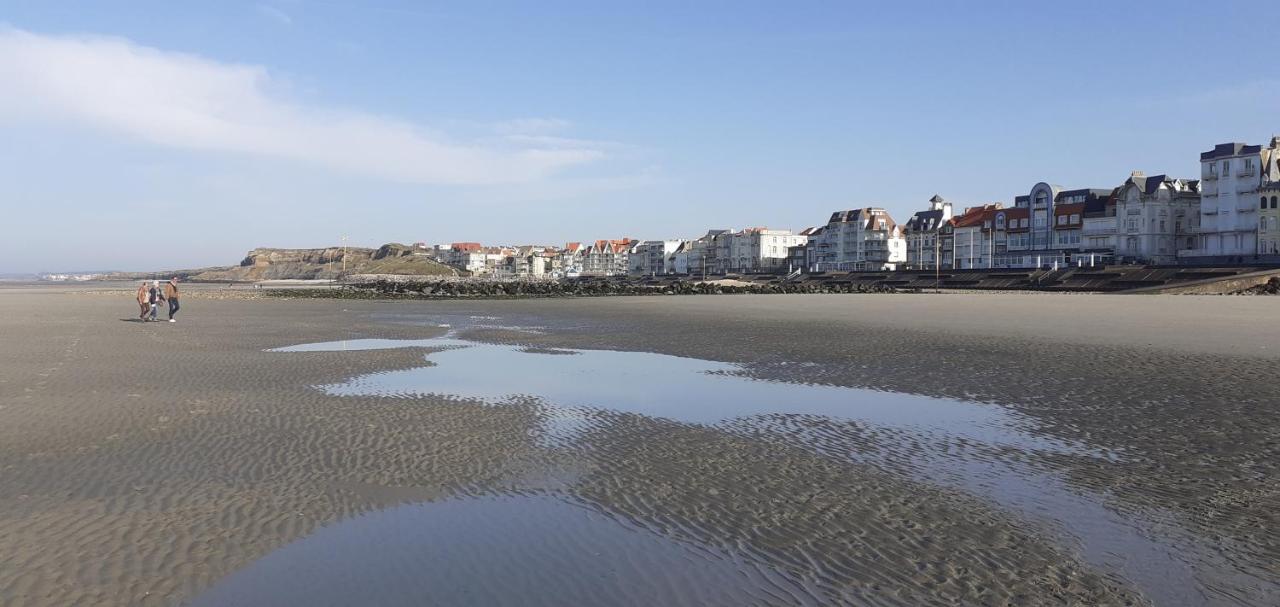Studio 30 m2 refait à neuf idéalement situé centre ville et plage - B&B