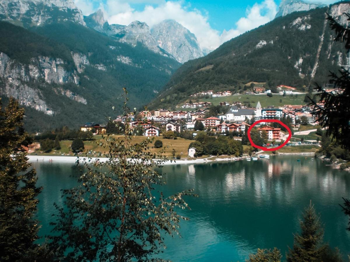 Attico con vista sul lago e montagne a Molveno - B&B