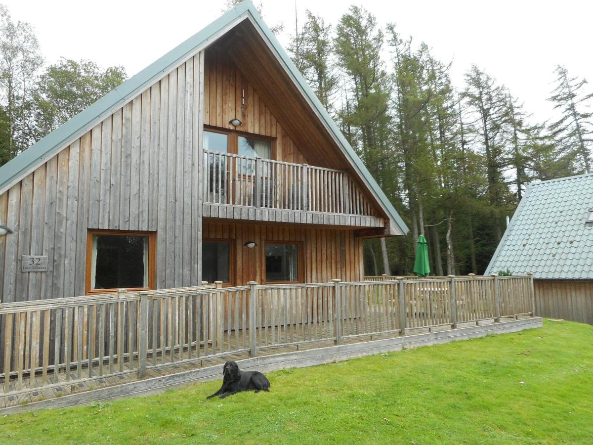 Lord Galloway 32 with Hot Tub - Bed and Breakfast