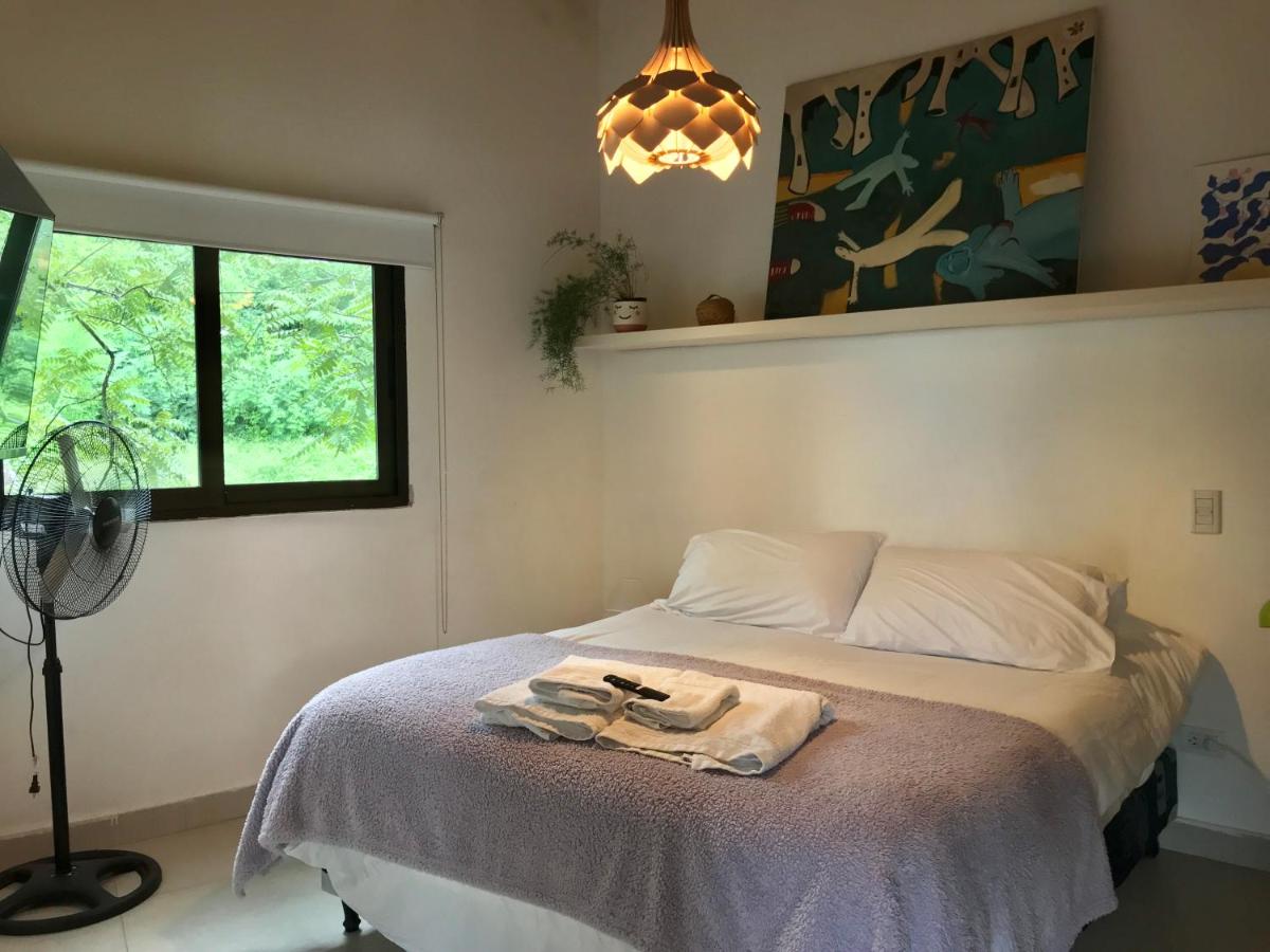 2 Habitaciones Conectadas con Baño Privado Externo y Vista a la Montaña