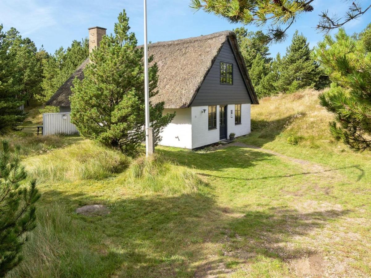 B&B Vesterhede - Holiday Home Benedikta - 2-4km from the sea in Western Jutland by Interhome - Bed and Breakfast Vesterhede