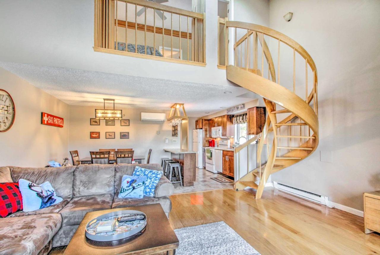 Ski Condo with Pool, Close to Story Land and Attitash! - Bed and Breakfast