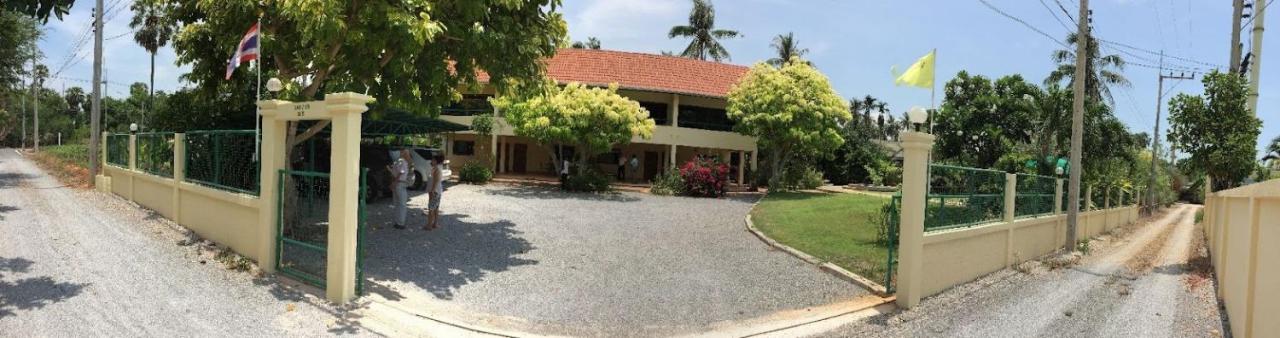 Baan Boonsang Pranburi บ้านบุญสร้าง ปราณ - B&B