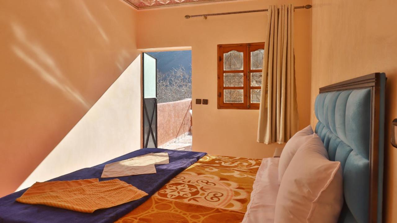 Chambre Double - Vue sur Montagne