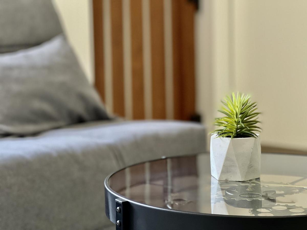 NEYT parking - B&B Annecy