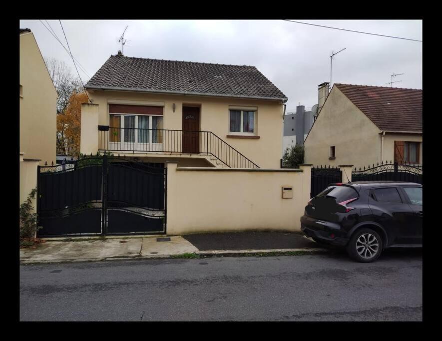 COSY HOME - Wifi - Paris/Orly - Accès 24/24 - B&B