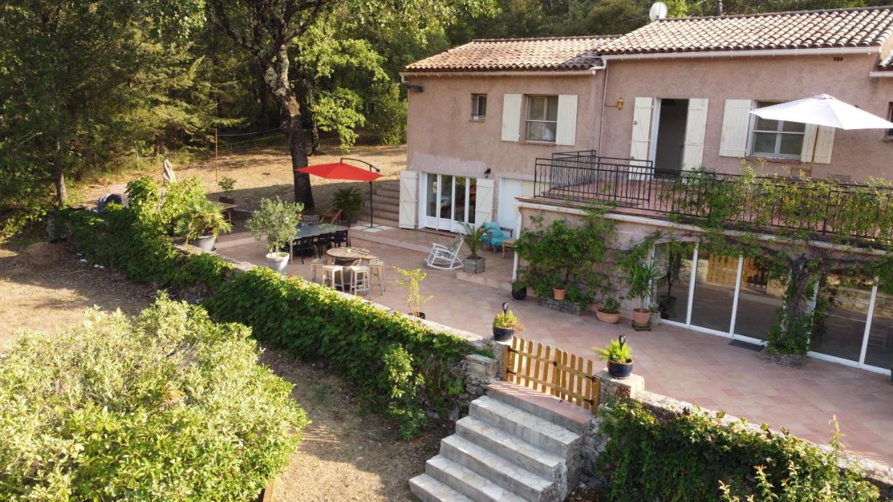 Natur & Jasmin Chambres d'hôtes naturistes en Provence - B&B