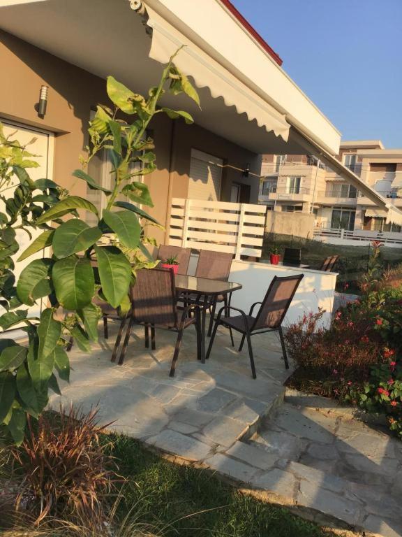 Estia House 1-2 - B&B