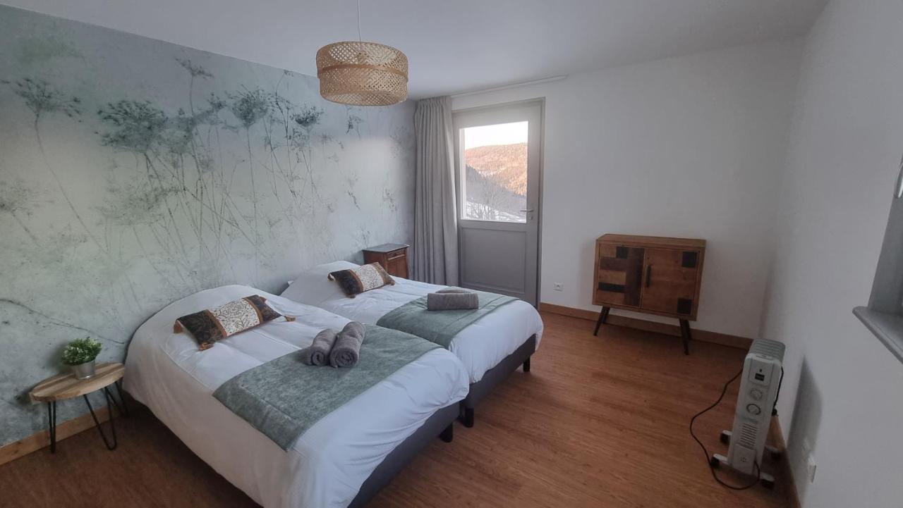 Triple Room with Mountain View
