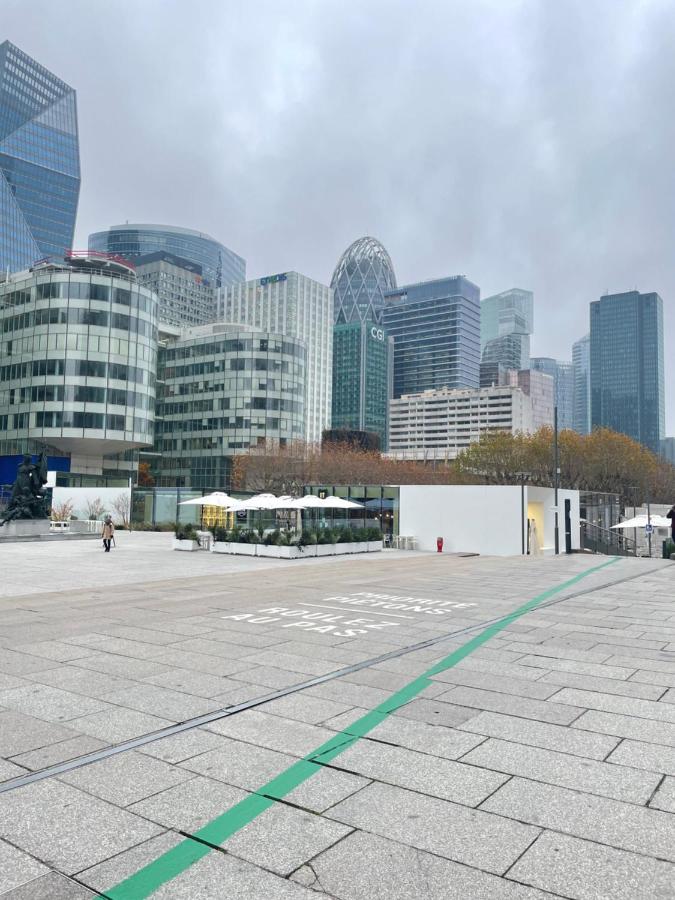 Cozy studio in la Défense - Bed and Breakfast Courbevoie