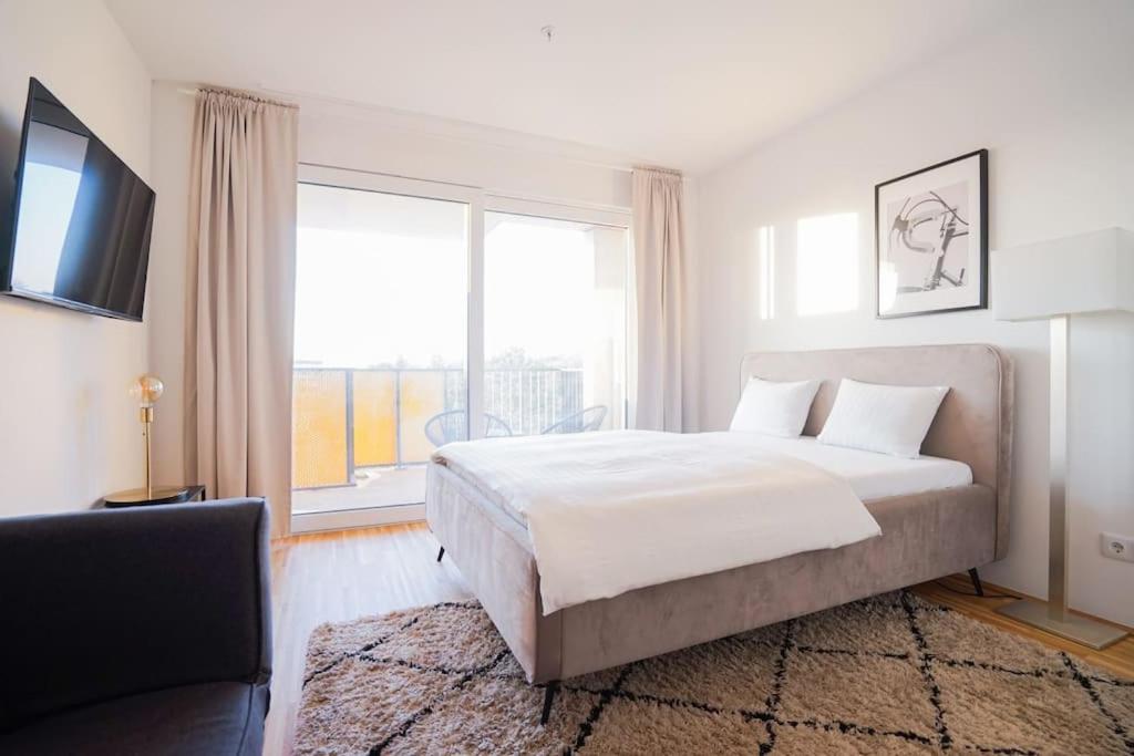 Fine Studio with Terrace - 15 Min to Center - B&B Vienna