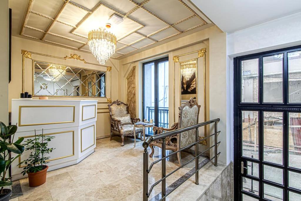 AZAD HOMES UNKAPANI - Ferienwohnung Istanbul