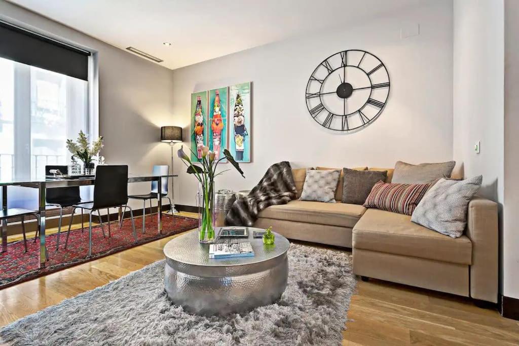 Spacious Luxury 1BR in Centro! S.AN - B&B Madrid